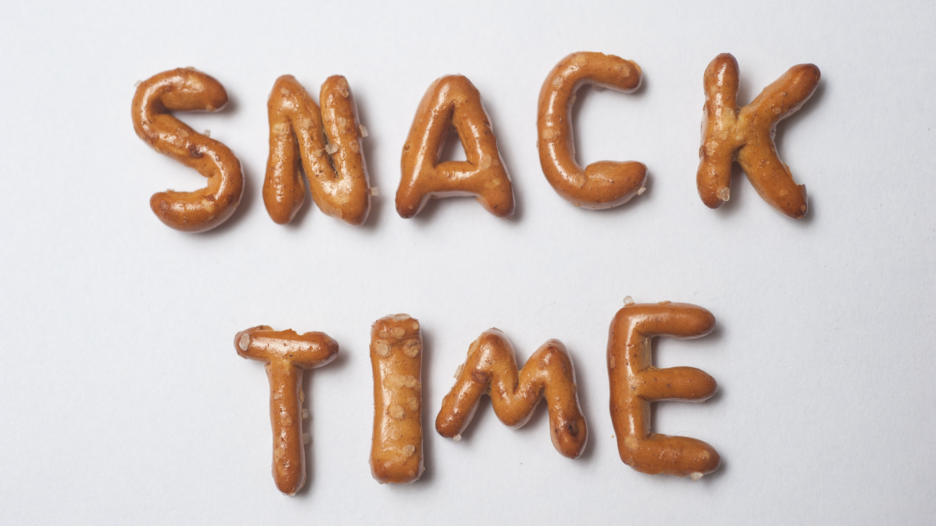 Snack Strategy: Trail Food That Keeps You Moving (Including High Altitude Tips)